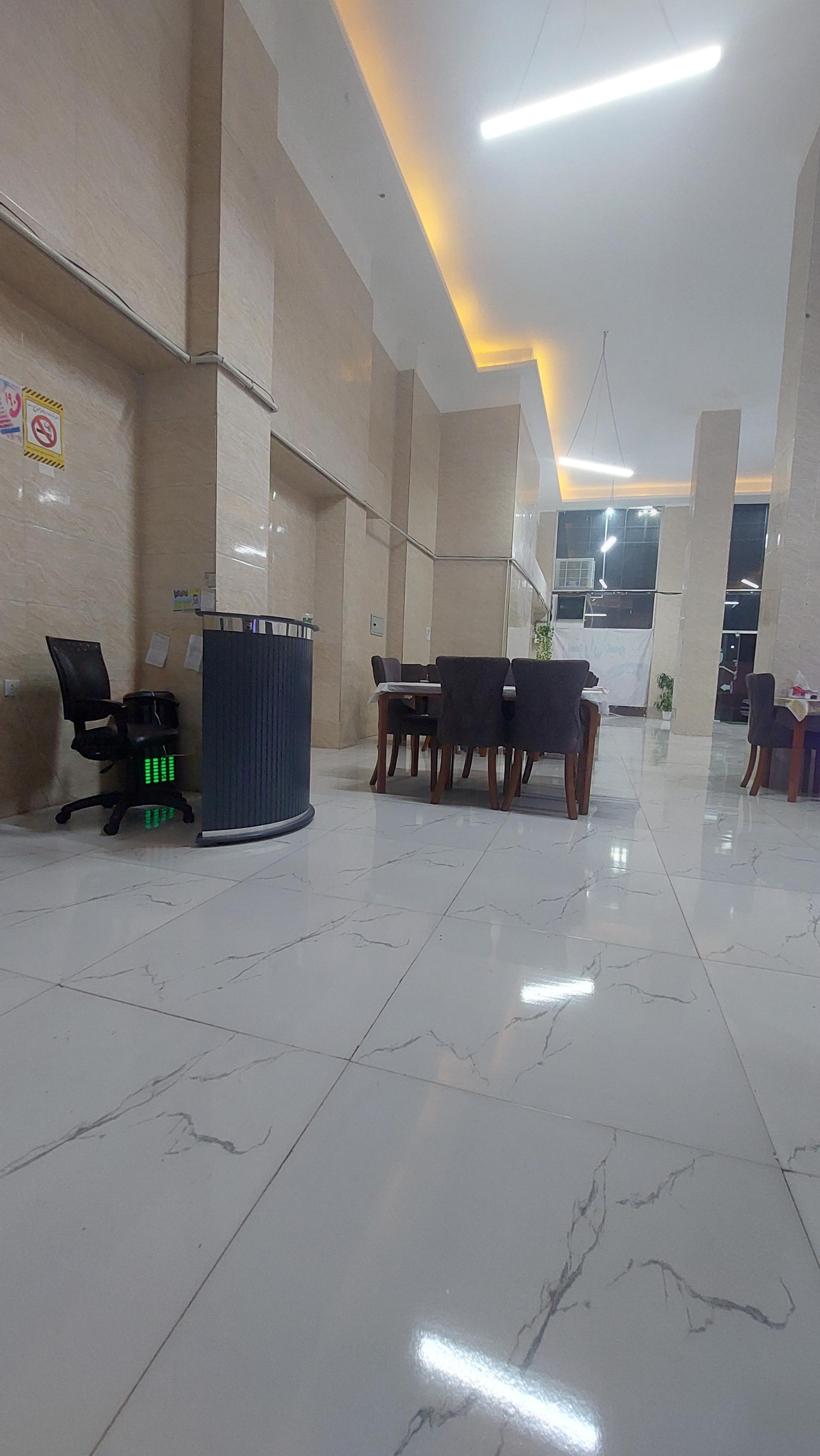 عکس رستوران میثم