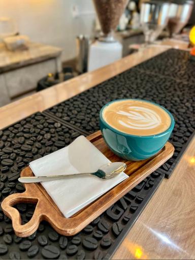 عکس کافه لاوندر 