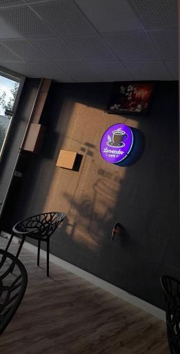 عکس کافه لاوندر 