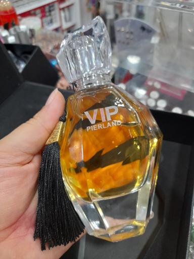 عکس آرایشی و بهداشتی ملکه