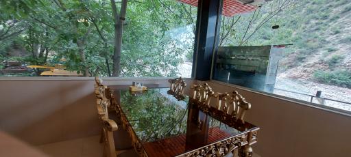 عکس رستوران عمو حسین