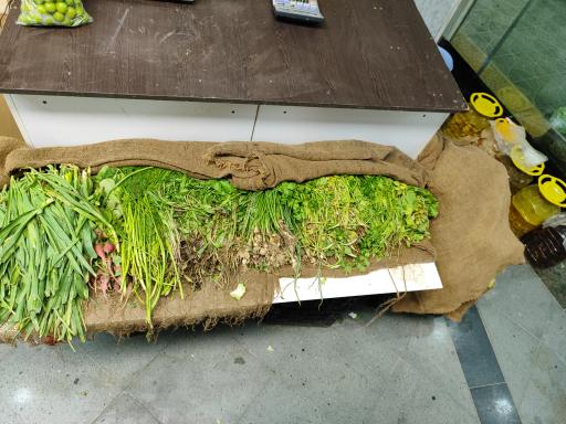 عکس میوه فروشی محمود 