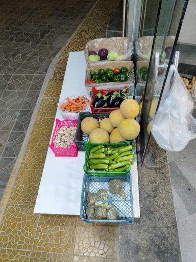 عکس میوه فروشی محمود 