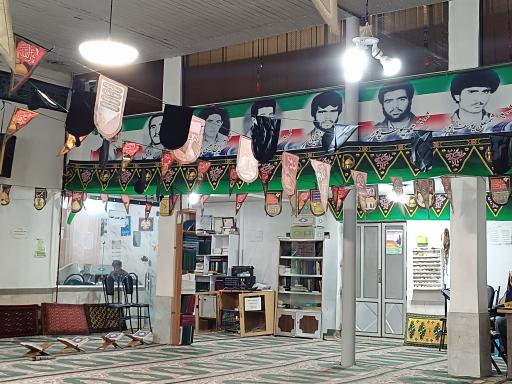 عکس مسجد صاحب الزمان (عج) لب دریا