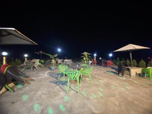 عکس کافه ساحلی میا