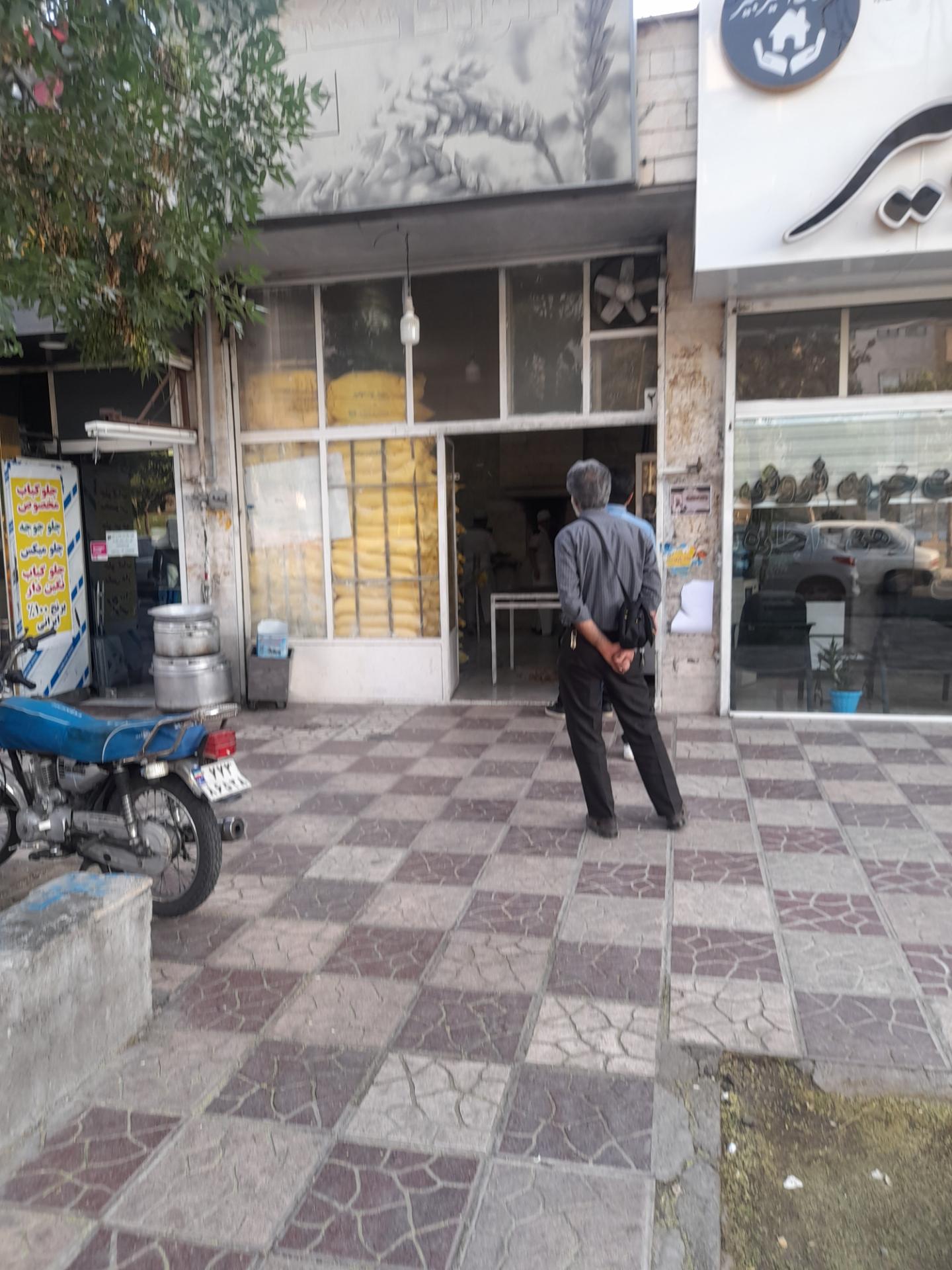 عکس نانوایی لواش و تافتون
