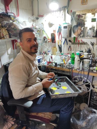 عکس تعمیر لامپ تخصصی مهندس لامپی