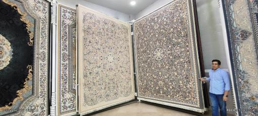 عکس کارخانه فرش کاشان