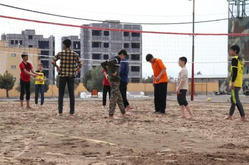 عکس زمین والیبال ساحلی سربازان عصر ظهور