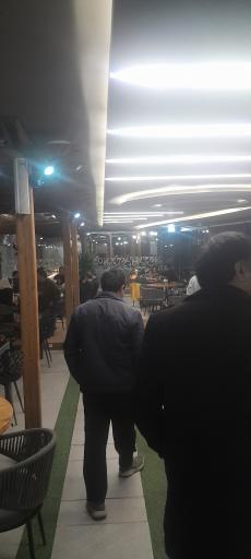 عکس عمارت ثریا 