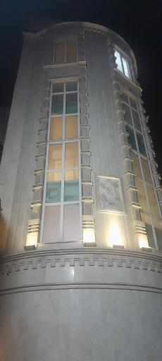 عکس عمارت ثریا 