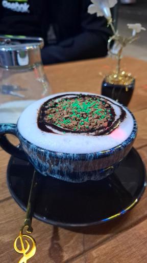 عکس کافی شاپ کوروش