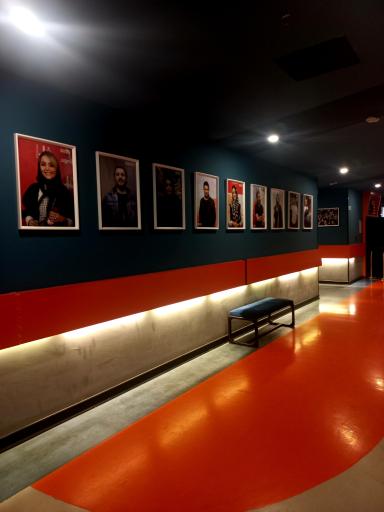 عکس پردیس سینمایی اطلس