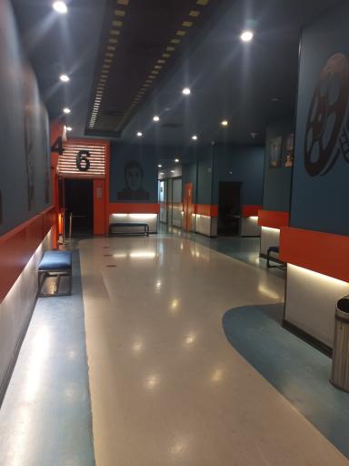 عکس پردیس سینمایی اطلس