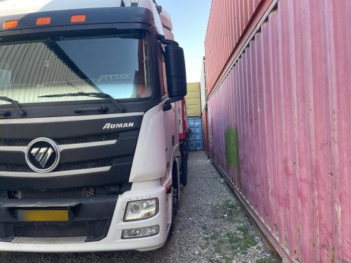 عکس انبار کانتینر احسان زندیه