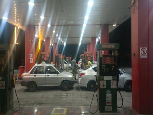 عکس پمپ بنزین گلستان اهواز