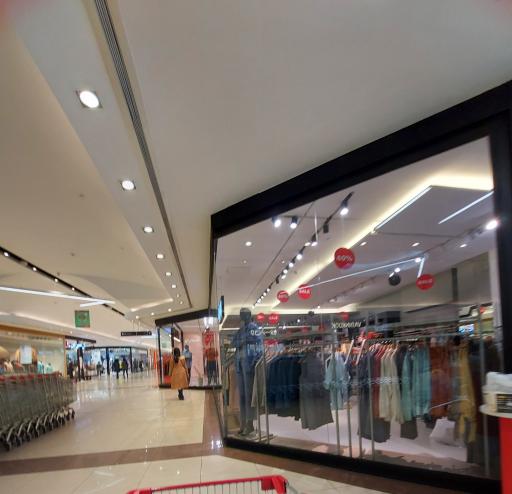 عکس فروشگاه لباس ناریان