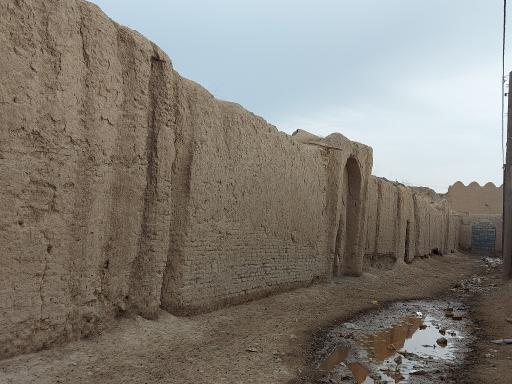 عکس قلعه روستای دهشاد