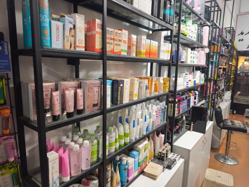 عکس لوازم آرایشی و بهداشتی پاریس