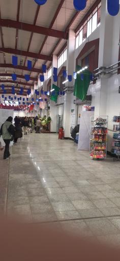 عکس میدان میوه و تره بار پیروزی