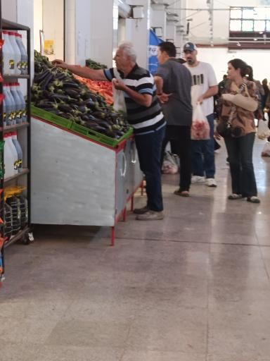 عکس میدان میوه و تره بار پیروزی