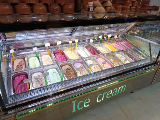 عکس کافه بستنی مهدیار 