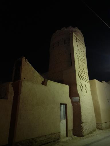 عکس برج علی بیک