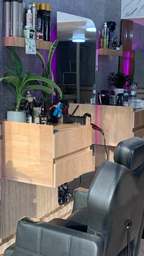 مجموعه زیبایی آقایان میراث