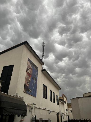 عکس موسسه هنری آموزشی فرهنگی بساط