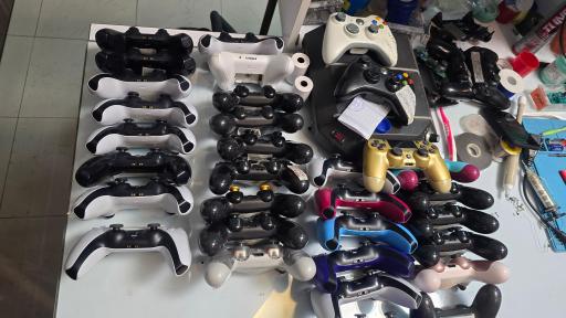 عکس تعمیرات کنسول بازی