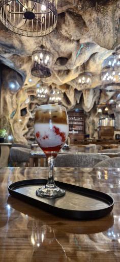 عکس کافه لوزان