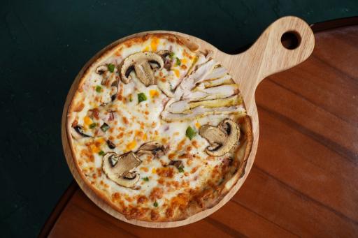 عکس پیتزا تخصصی چاشتا 