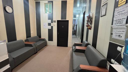 عکس کلینیک توانبخشی، گفتاردرمانی و کاردرمانی امید