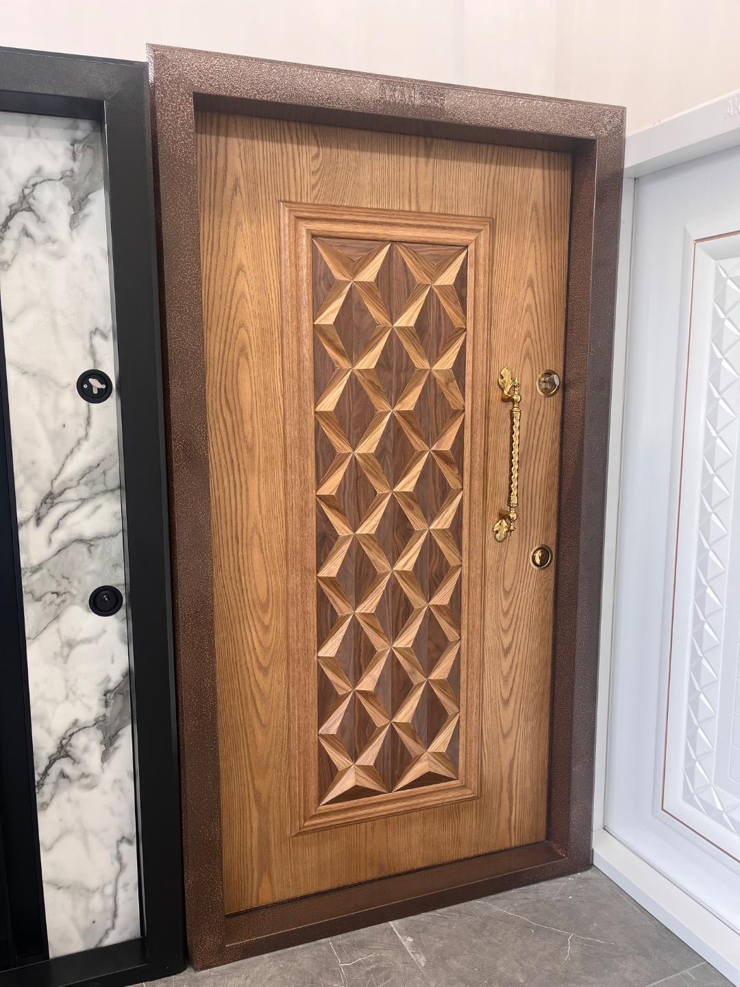 عکس پخش درب ضدسرقت حسین زاده