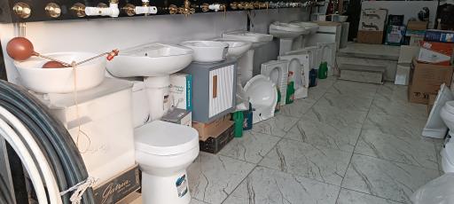 عکس فروشگاه لوله و لوازم بهداشتی و ساختمانی هادی فرزانه 