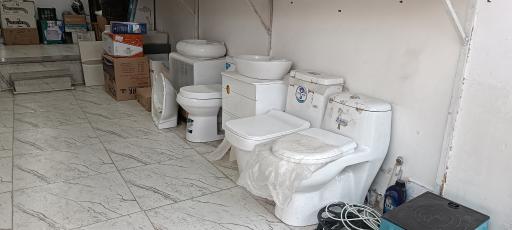 عکس فروشگاه لوله و لوازم بهداشتی و ساختمانی هادی فرزانه 