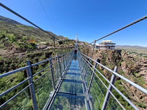 عکس پل معلق شیشه ای هیر