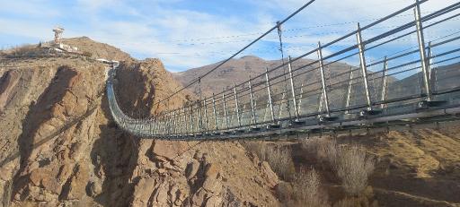 عکس پل معلق شیشه ای هیر