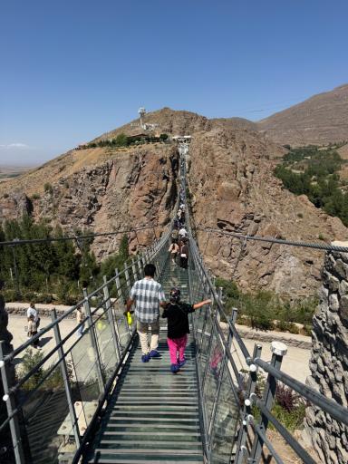عکس پل معلق شیشه ای هیر