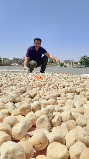 عکس فروشگاه مواد غذایی نیکنام