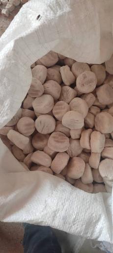 عکس فروشگاه مواد غذایی نیکنام