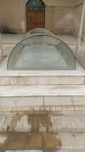 عکس مقبره شیخ محمود مزدقانی