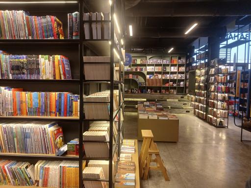 عکس کافه کتاب باهم