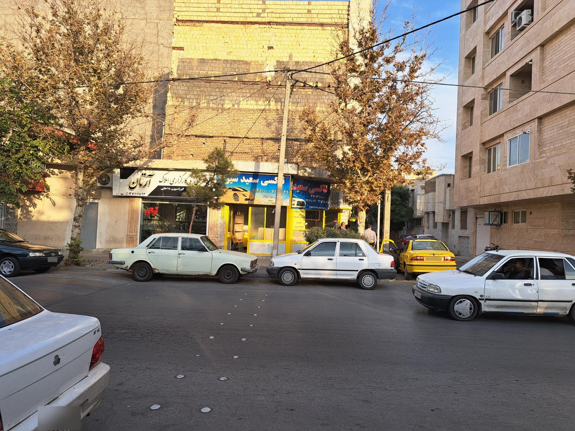 عکس تاکسی سعید سیر