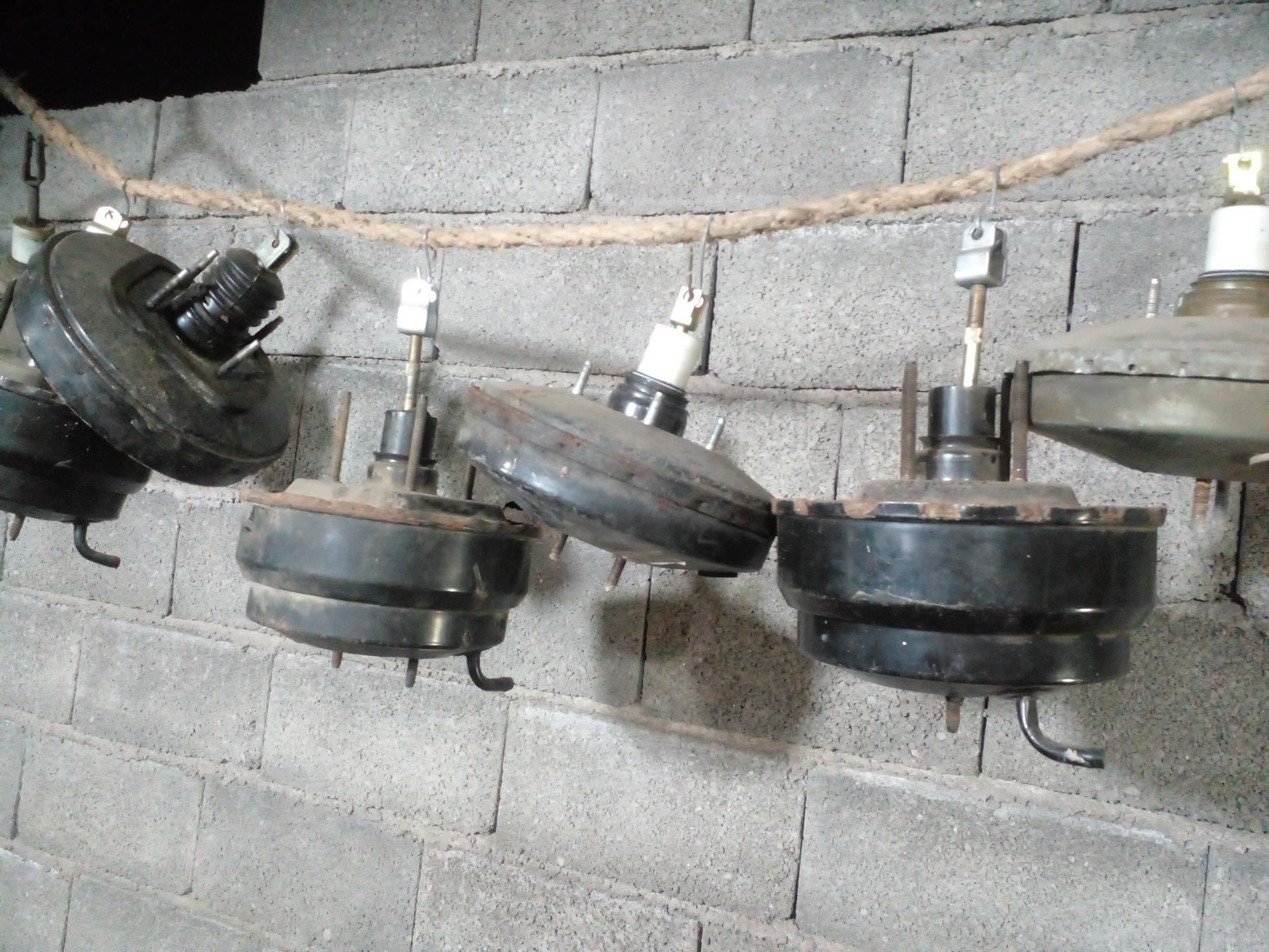 عکس خدمات بوستر و ترمز خودرو