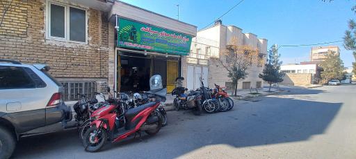 عکس تعمیرات موتورسیکلت رزمنده