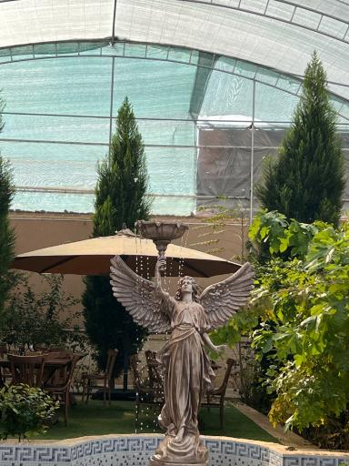 کافه باغ لیان