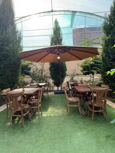 کافه باغ لیان
