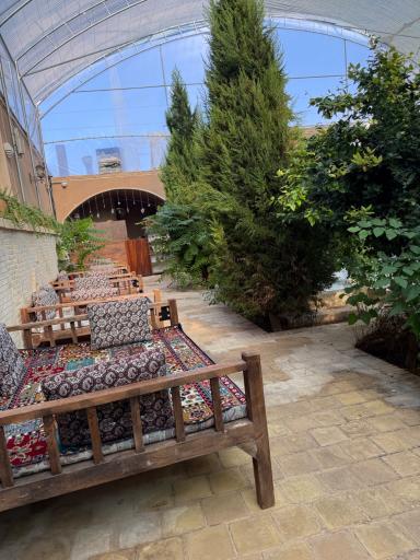 عکس کافه باغ لیان