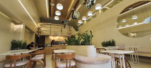 عکس کافه رستوران راویولی